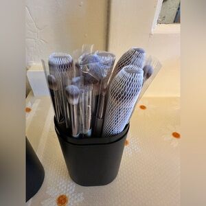 Professional Makeup Brush Set - Black